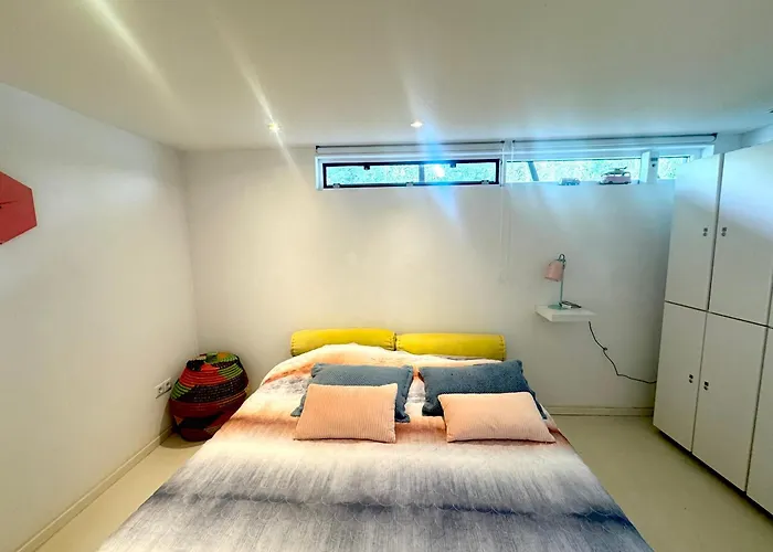 Houseboat Pure II