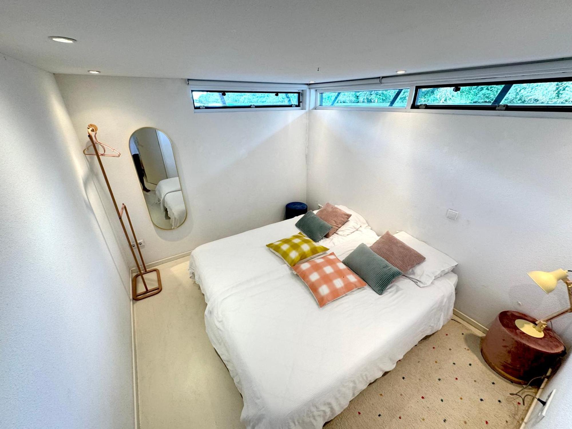 Houseboat Pure Ii Holiday home Vreeland