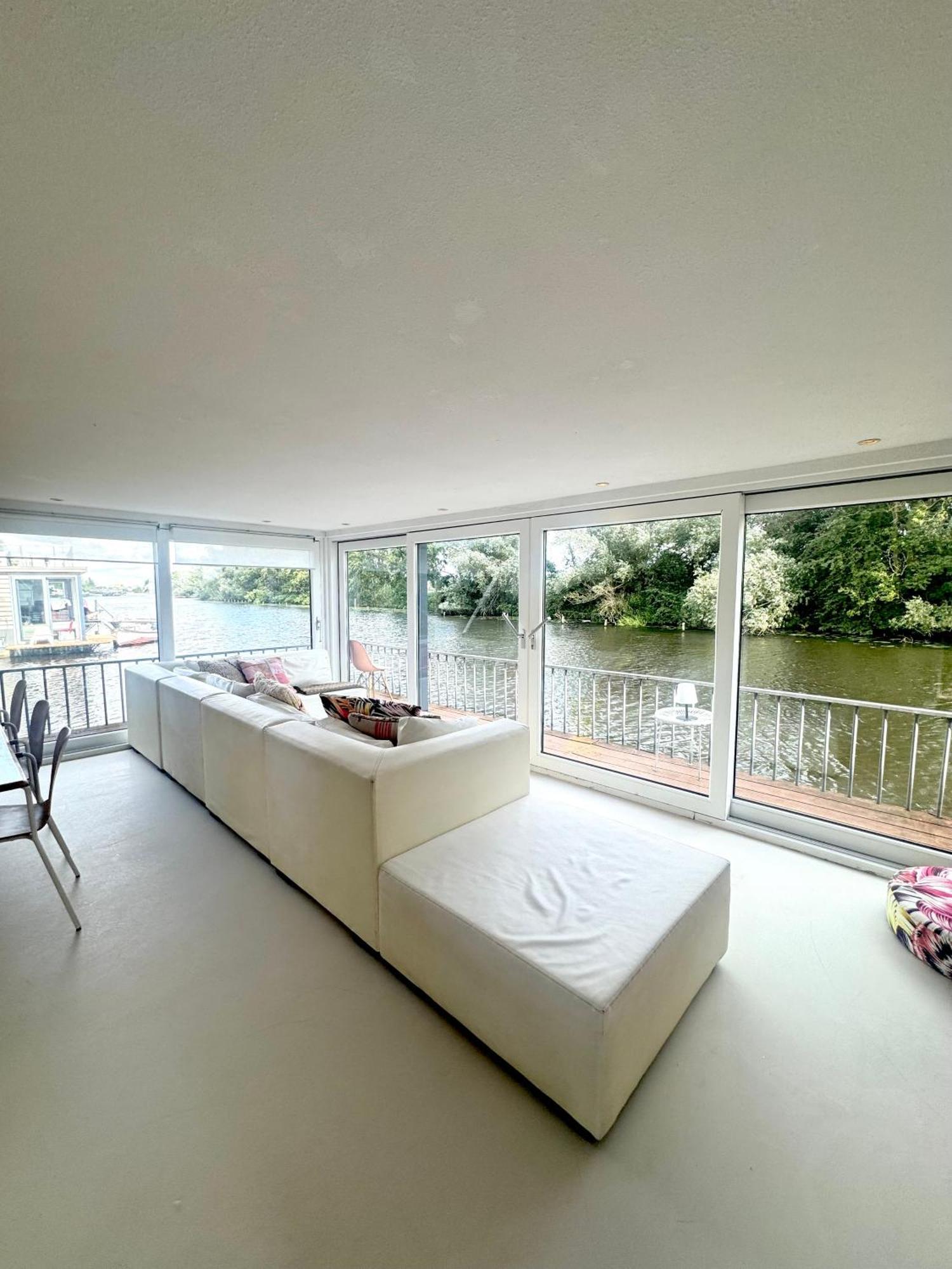 Houseboat Pure Ii Holiday home Vreeland